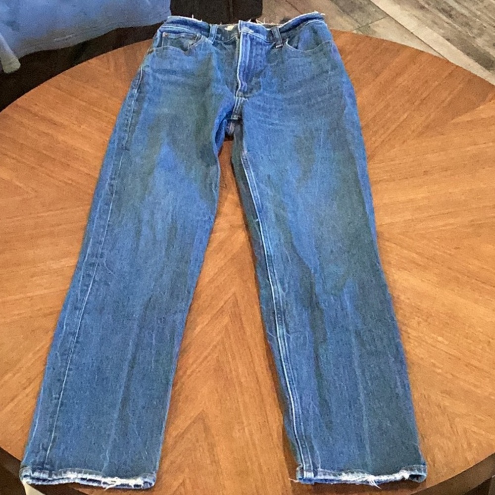 Abercrombie & Fitch The 90s Straight Ultra High Rise Jeans